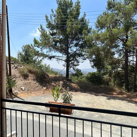Villa Aura