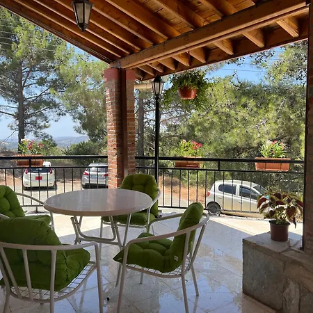 Aura Villa Platres